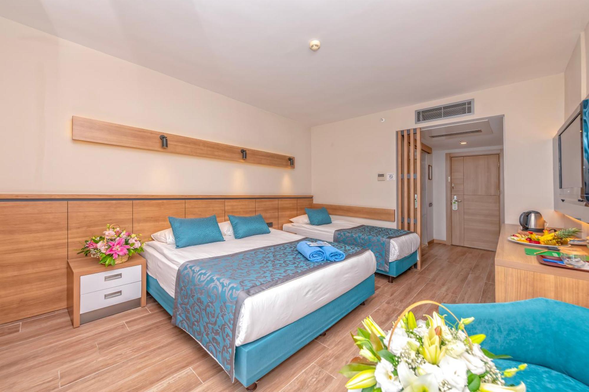 Meryan Hotel Okurcalar Ngoại thất bức ảnh