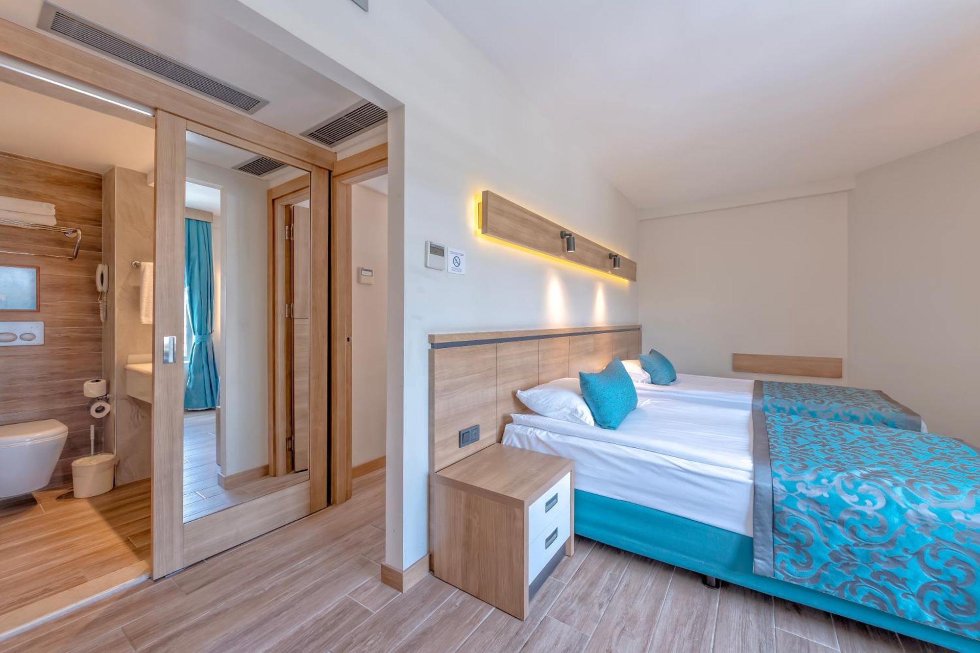 Meryan Hotel Okurcalar Ngoại thất bức ảnh